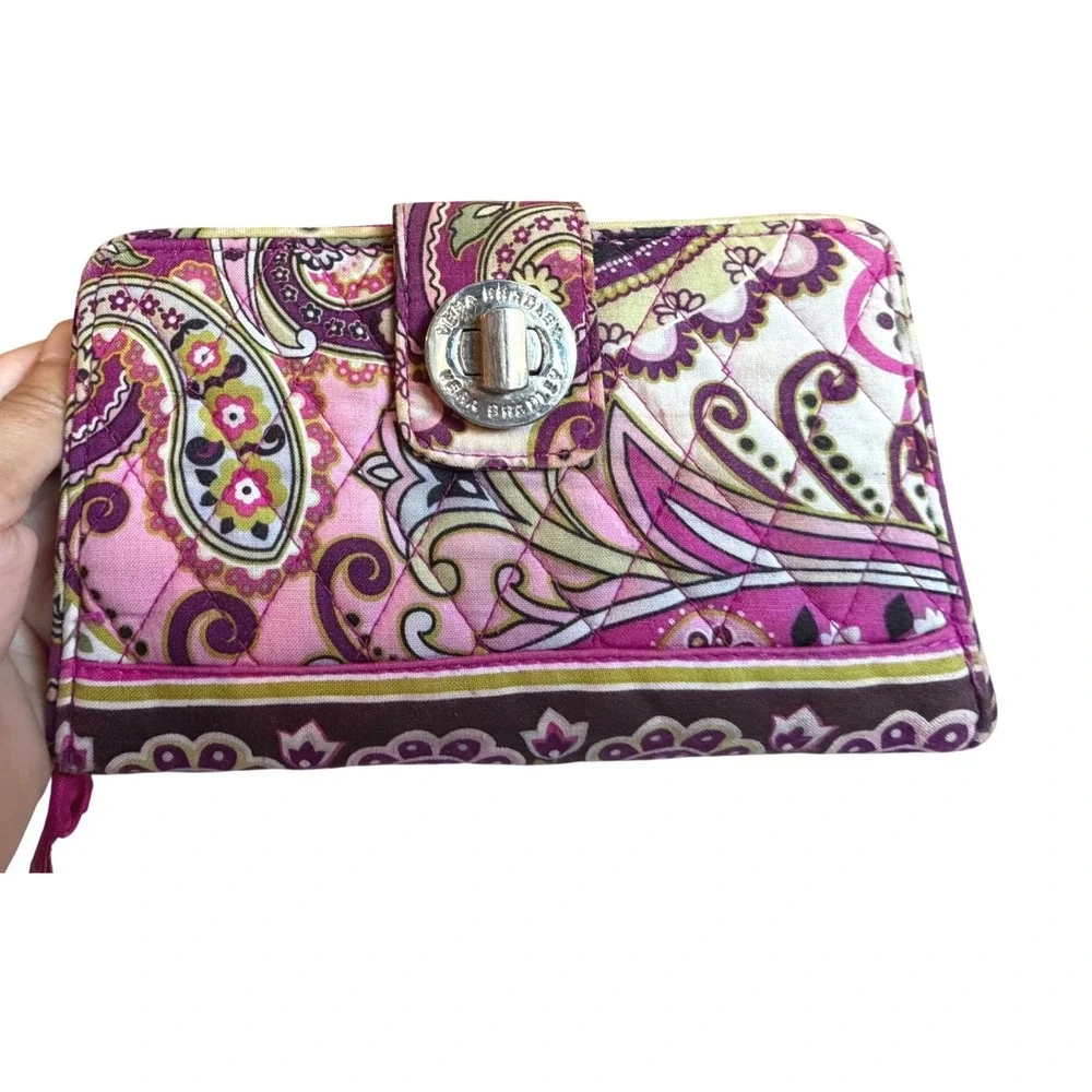 Vera Bradley Turnlock Wallet Pink Purple Paisley Quilted Cotton Floral Organizer - Picture 7 of 9